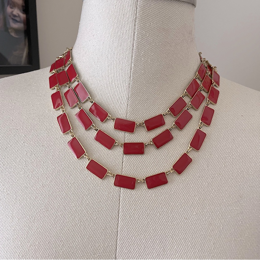 ⚡️2/$15⚡️Red layered necklace